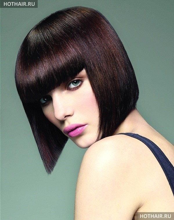 стрижки с длинной челкой
