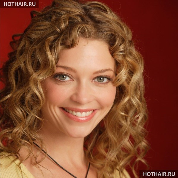 Как надолго сделать волосы волнистыми?