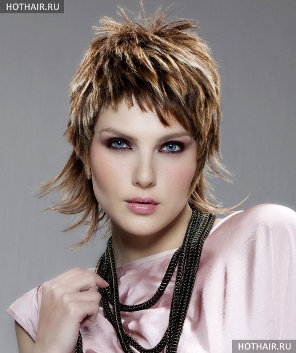 стрижки с ассиметричной челкой