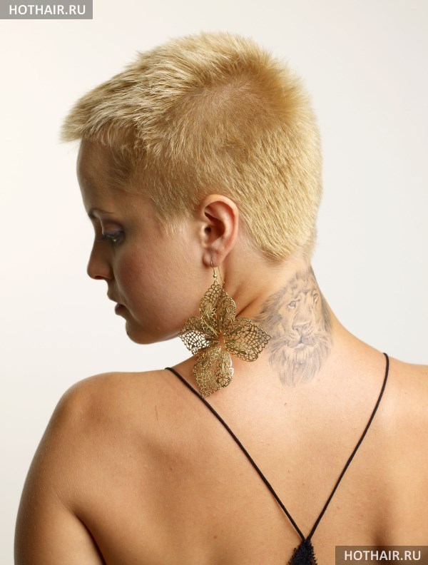 Модные короткие стрижки ежик