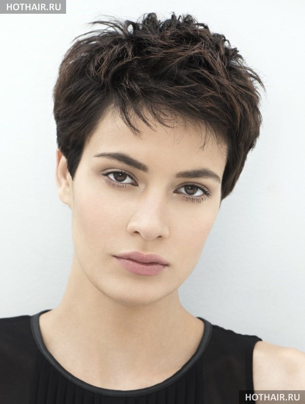 Модные короткие стрижки ежик