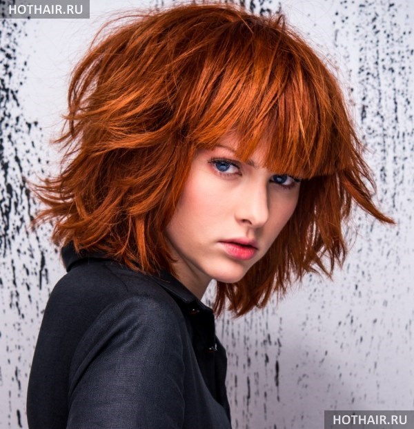 Какой цвет волос подойдет к бледной коже и голубым глазам?