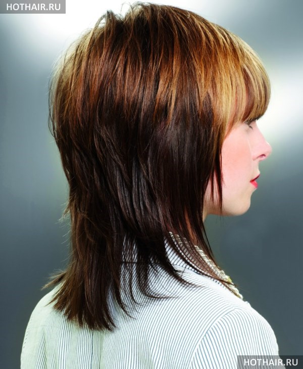 Женские креативные стрижки на средние волосы