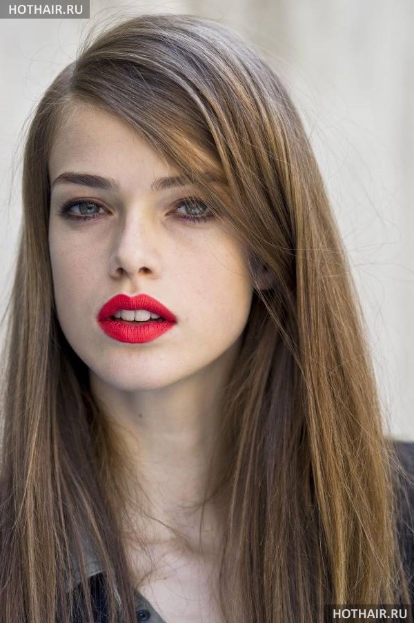 Стрижка одной длины на длинные волосы. Стрижка боб на длинные волосы