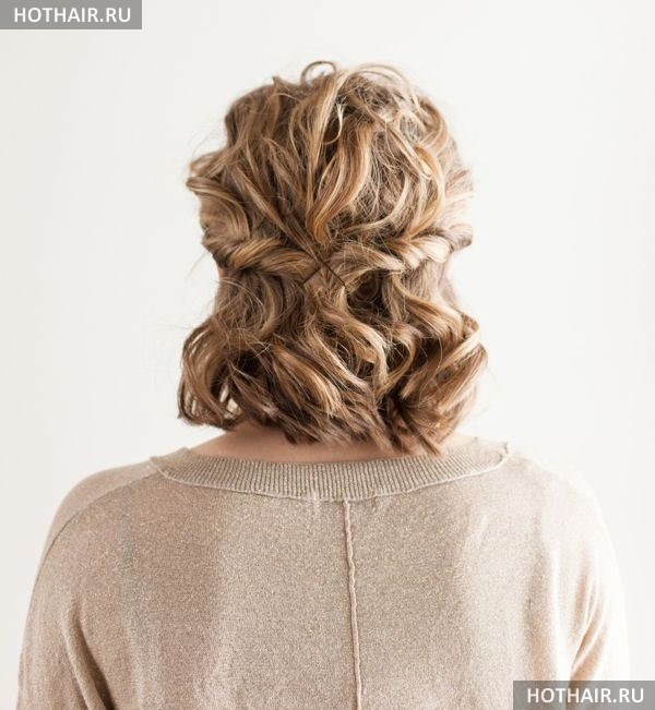 прически на каждый день на короткие волосы