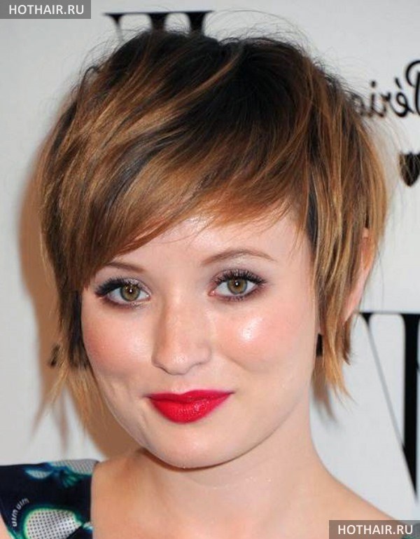 стрижки с короткой челкой