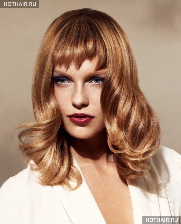 стрижки с короткой челкой