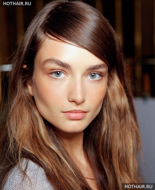 цвет волос под светлый цвет глаз
