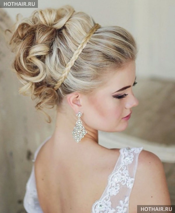 свадебная прическа с косой