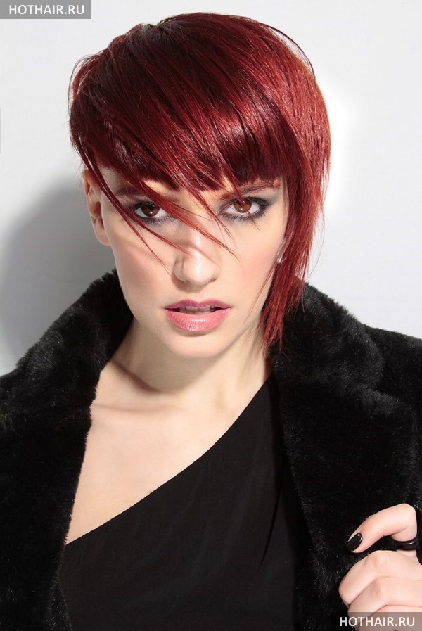 Асимметричная стрижка на короткие волосы