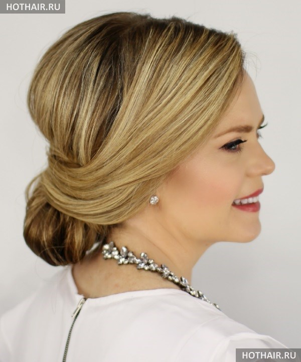 прическа на средние волосы