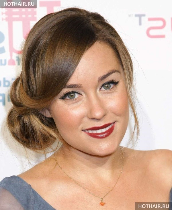 прическа на средние волосы
