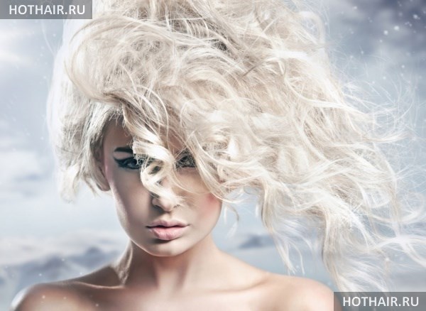 от чего электризуются волос?