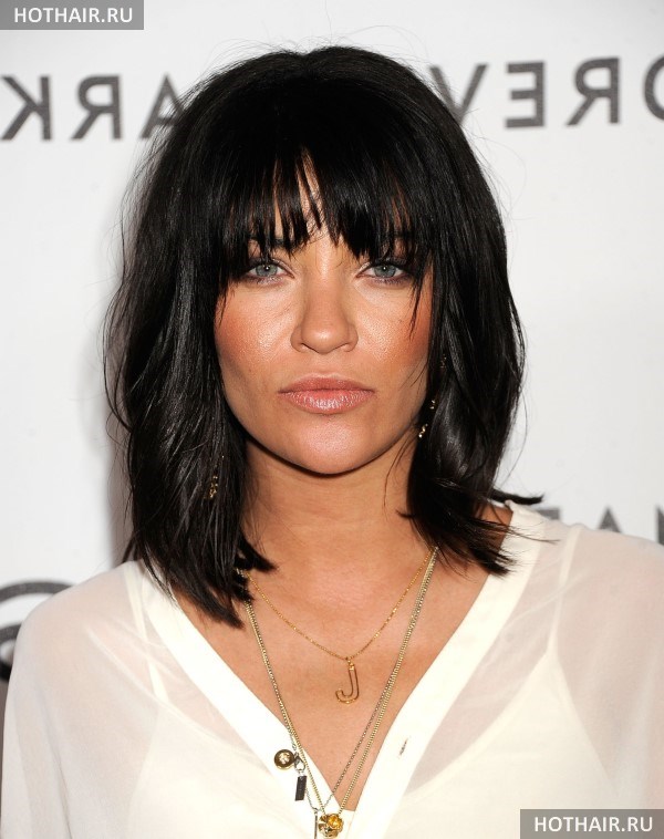 Модные стрижки на длину ниже плеч